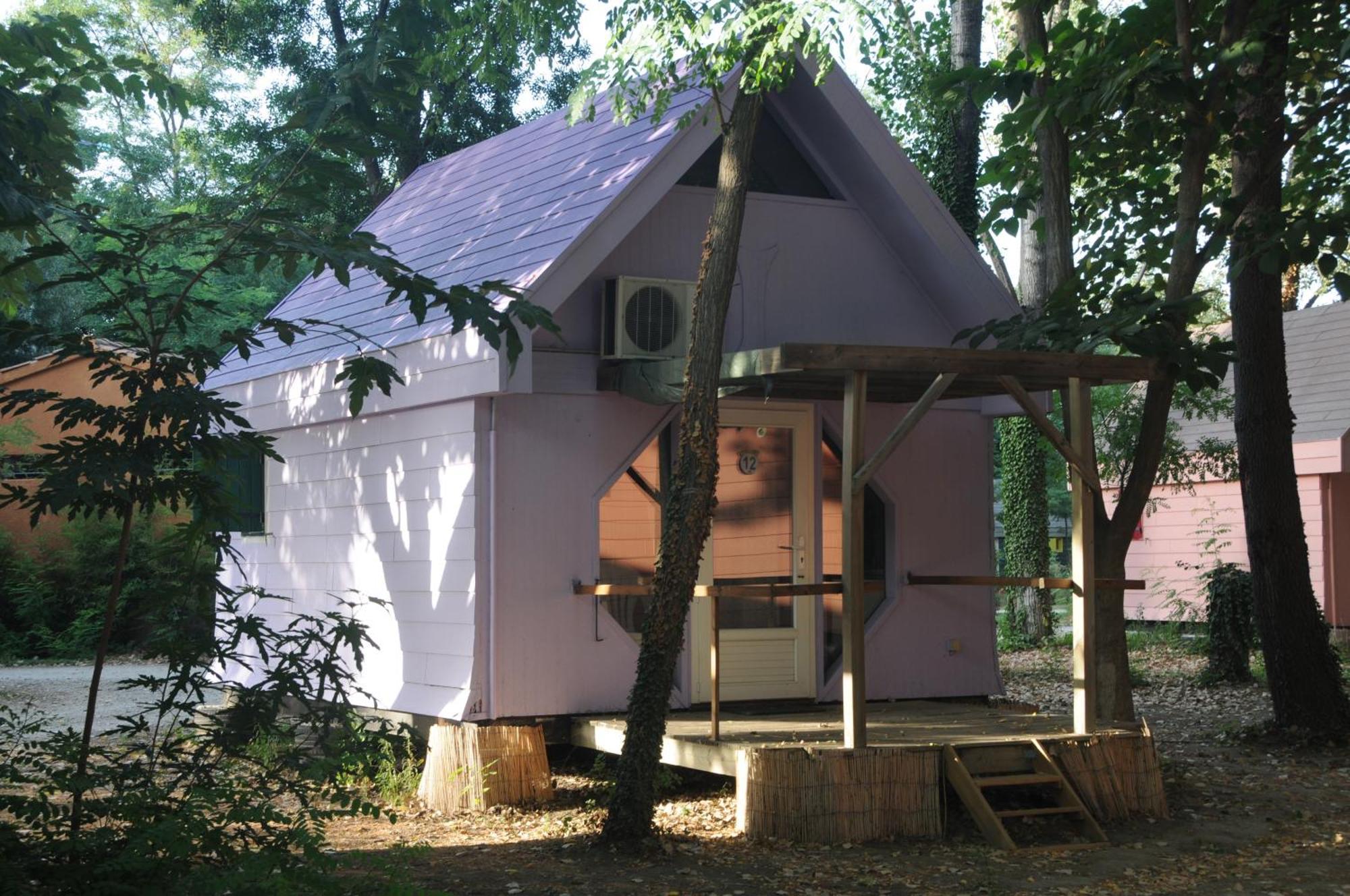 Camping Paradis Bellerive Montfrin 외부 사진