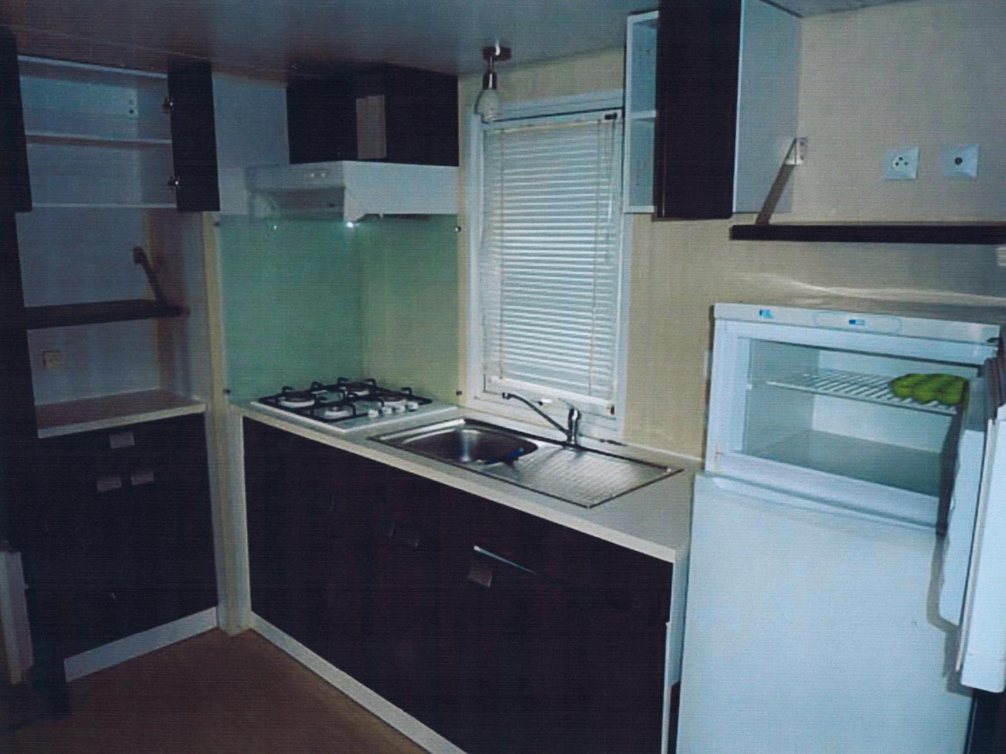 Camping Paradis Bellerive Montfrin 객실 사진
