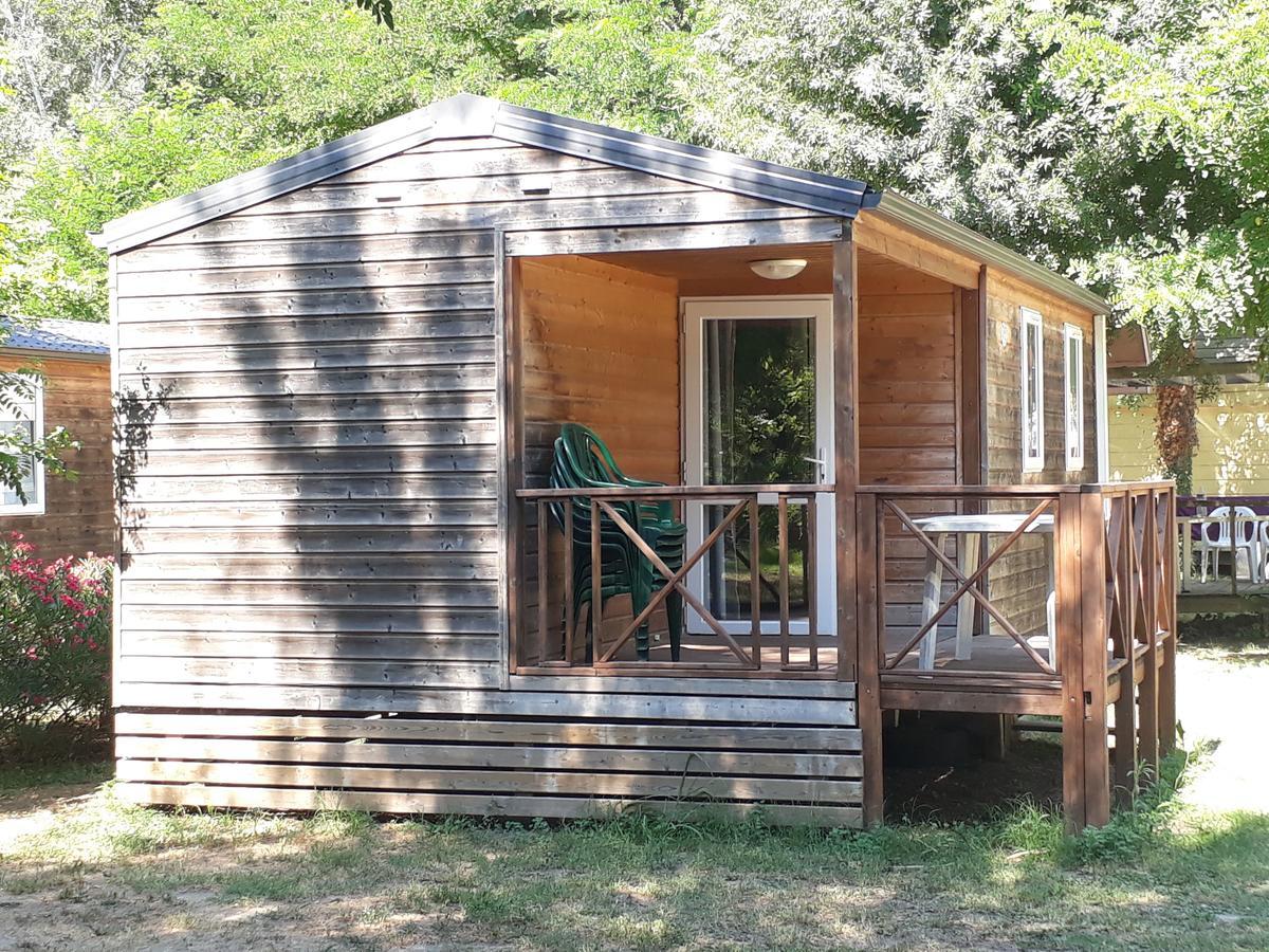 Camping Paradis Bellerive Montfrin 외부 사진